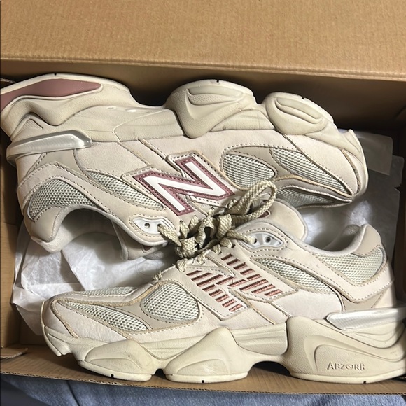 New Balance Shoes - New Balance 9060